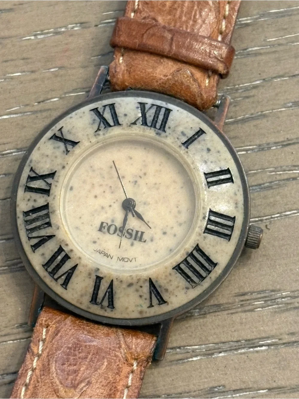 Vintage Fossil Women’s Stone face and brown leather strap Watch